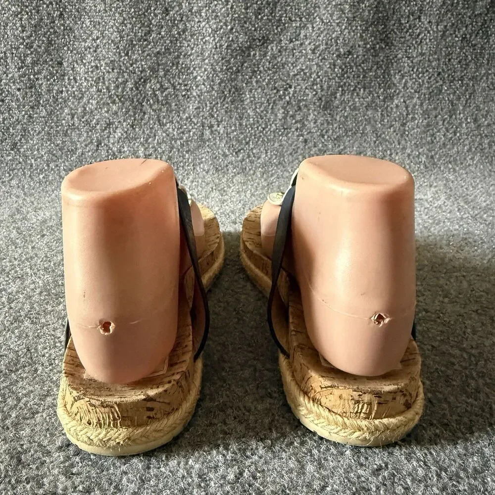 Tory Burch Logo Medallion Thong Sandals White Navy Gold Leather Women’s 8